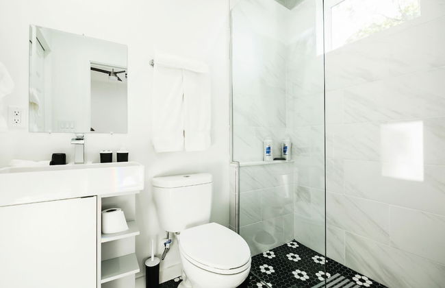 Htown Lodge - Foto 15