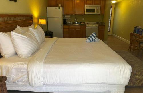 Beso Del Sol Resort - Photo 20