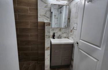 Stylish 1BR Near Heart of Town - Foto 4