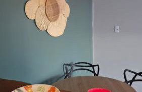 Casa completa, lindamente decorada, nova com 2 quartos - Foto 3