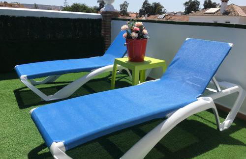 Apartment with private patio - Photo 29