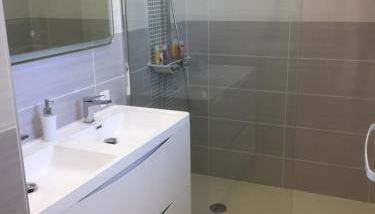 Ales Cevennes villa confort et tranquillité - Foto 3