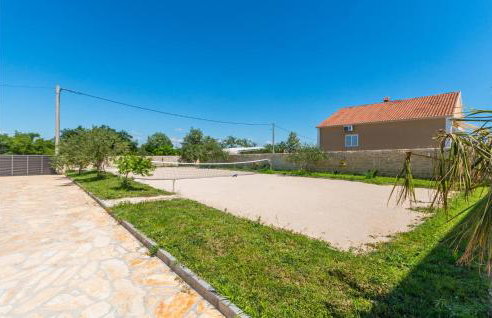 7 Bedroom Awesome Home In Polaca - Foto 9