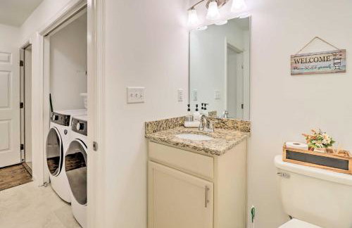 Hot Tub and Deck Gorgeous Retreat in Pocono Summit! - Foto 25