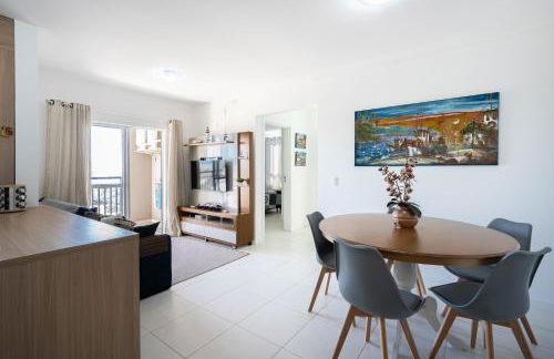 Apartamentos em Bal Piçarras 150 M DA PRAIA com SACADA, WI-FI, PISCINA, PORTARIA 24h, PLAYGROUND e vaga de GARAGEM - Foto 21