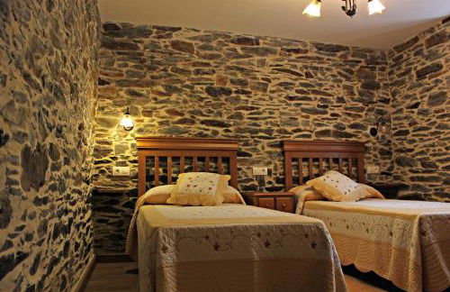 Apartamentos El Llago - Photo 49