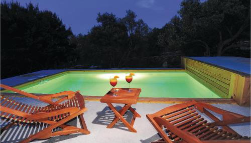 Amazing Home In Dragove - Foto 3