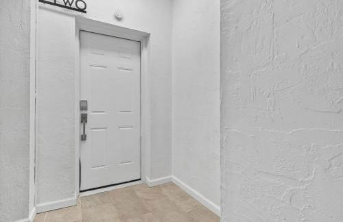 Lawrenceville Central !2 Stylish and Quiet One Bedroom Apartment with Free Street Parking - Foto 12