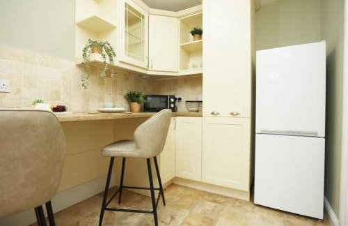 Orchard Place By N And N Stays, Perfect for corporate, contractor teams and families visiting the area, 3 Bed House with Private Parking, Semington Near Bath - Foto 54