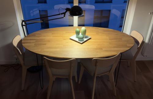 Navy Blue Apartment - Photo 13