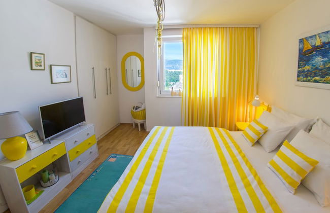 Yellow Lilly Mostar Apartment - Photo 5