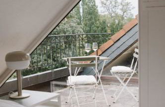 Appartement Residenz Panorama - Einzigartiges Loft im Herzen von Würzburg mit 2 Balkonen und Panorama-Aussicht! - Foto 6