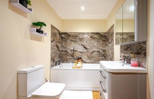 5-Bed Holiday Home with Hot Tub near Shrewsbury - Foto 34