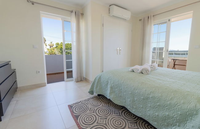 Urban Beach - Vista Bonita - Photo 3