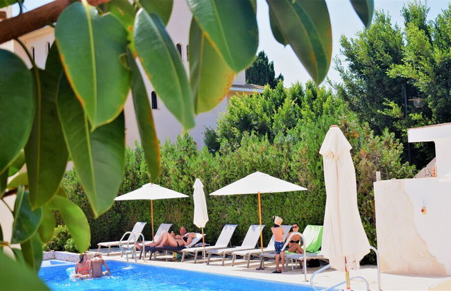 Apartamentos Sureda - Photo 56