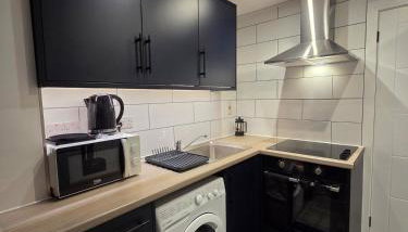 Modern Studio Apartment in Blackburn Town Centre - Foto 4, stove
