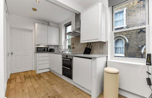 Central, modern 1 Bed in Kennington, Sleeps 4 - Foto 5