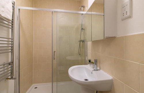 Great offers on Long Stays!! LaLuNa Apartments - Foto 37