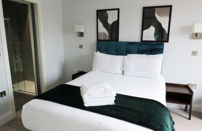 High Street Kensington by Viridian Apartments - Photo 9