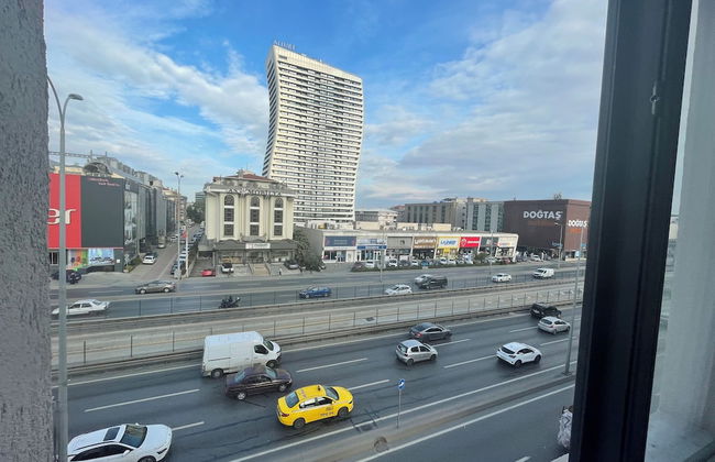 La Vie Suit Hotel - Photo 33