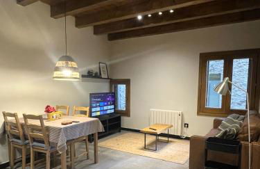 Apartamento dúplex en el puente histórico, Gra de Fajol - Photo 2