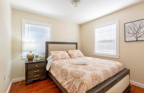 Marbella Lane-Spacious 5BR Ideal for Biz & Families in SJ - Foto 15