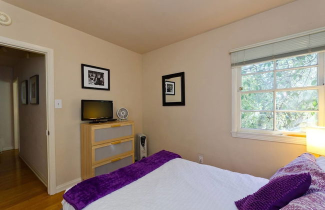 Hollywood Hills Canyon Breezes - Photo 8