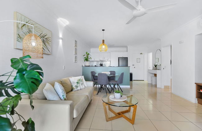 Tropical Paradise Cairns - 9 Pools Gym BBQ - Foto 51