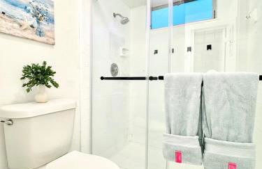 Poolside Suite APT 15 min from ThemeParks & MCO - Foto 4