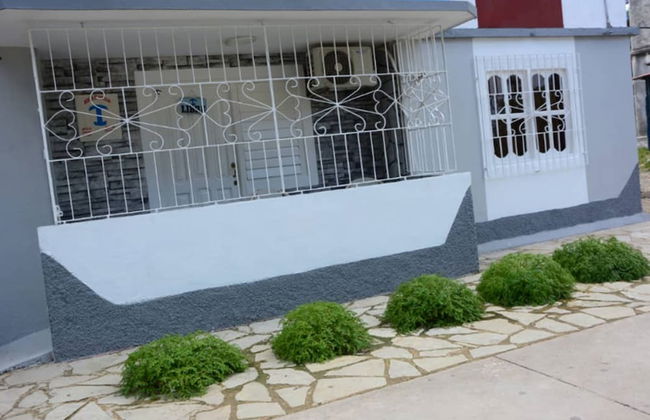 Aparthotel in Banes - Photo 18