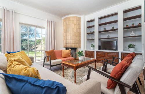 Spacious Villa Swimming Pool by HostWise - Foto 4