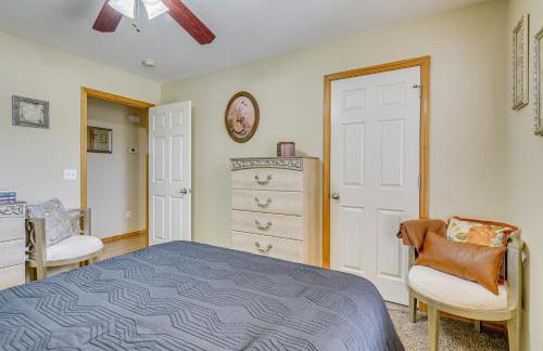 Springfield Area Retreat! Family Home with Yard - Foto 21