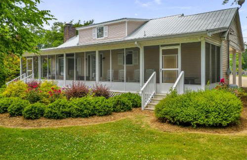 Kelley's Southern Comfort - Scenic Views Including Duncan Bridge! - Foto 24