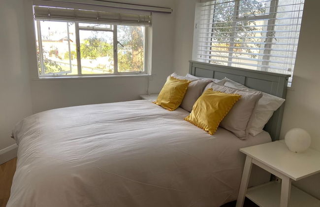 Warwick House - Photo 3