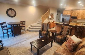 Mountain Chalet Near Snowbasin, 2BR - Foto 29