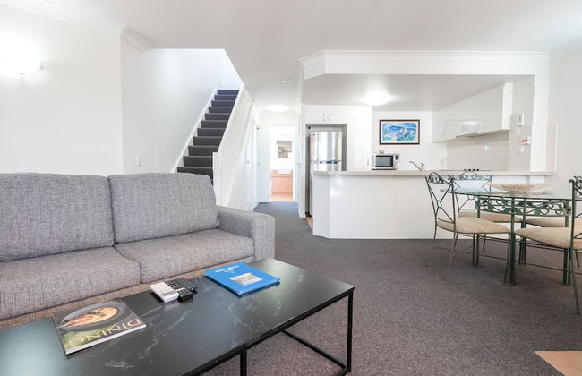 Burleigh on the Beach Holiday Apartments - Foto 24