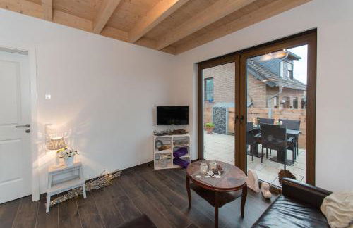 Moderne Ferienwohnung-Seenähe-Terrasse-Parkplatz-Wallbox-Fahrradparkplatz - Foto 4