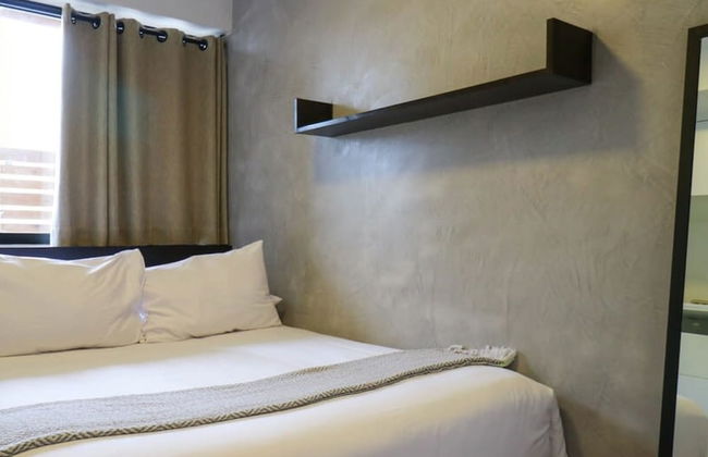 w Picturesque 2BR at Malecon - Photo 19