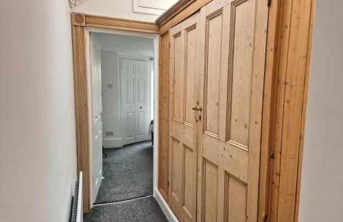 2 Bed Maisonette with Sofa Bed - Ideal for Groups #26C - Foto 16