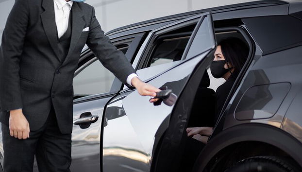 Traslado privado Aeropuerto de Grenoble GNB - Estación de esquí de Grenoble - Foto 4