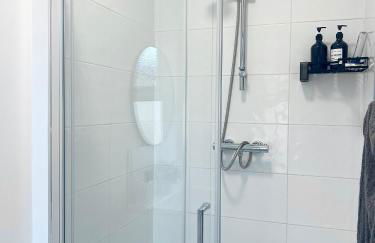 Spacious 4Bedroom - 10mins to London Bridge with Parking & Garden - Foto 28