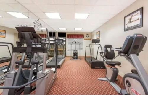 Condo near Disney Springs-Free shuttle to Parks - Foto 8