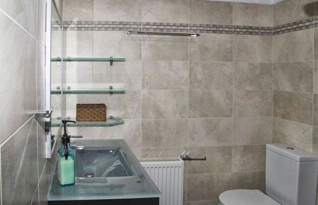 City & Sea Two Floor Flat with View Next to Metro - Foto 14