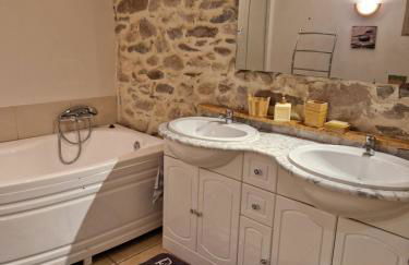 Petite maison au cœur du village - Foto 16