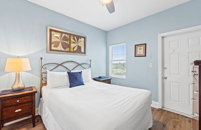 Laketown Wharf by Book That Condo - Foto 11