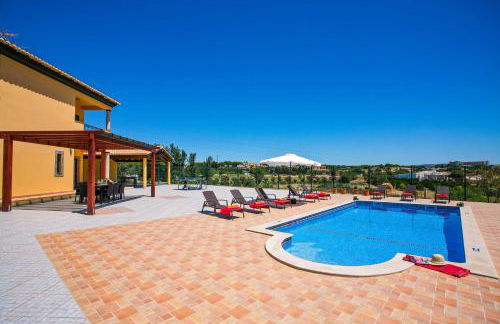 Villa Nincha - Heated Pool - Free wi-fi - Air Con - Foto 16