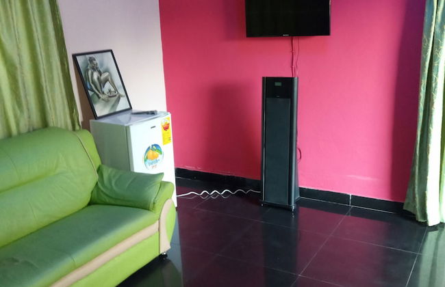 Vacation Lodge - Photo 9