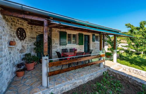 Holiday home Ante with beautiful private garden - Photo 10