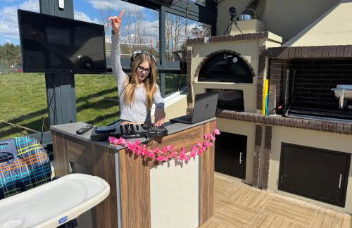 Luxury Villa Rafaela Οικογενειακή βίλα με ιδιωτική πισίνα, BBQ κ παιχνίδια Ιδανική για οικογένειες με παιδια - Foto 12