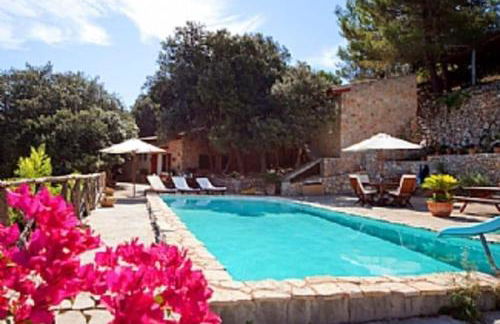 Fabulous Rustic Villa Set On Mountain With Unique Views - Foto 16